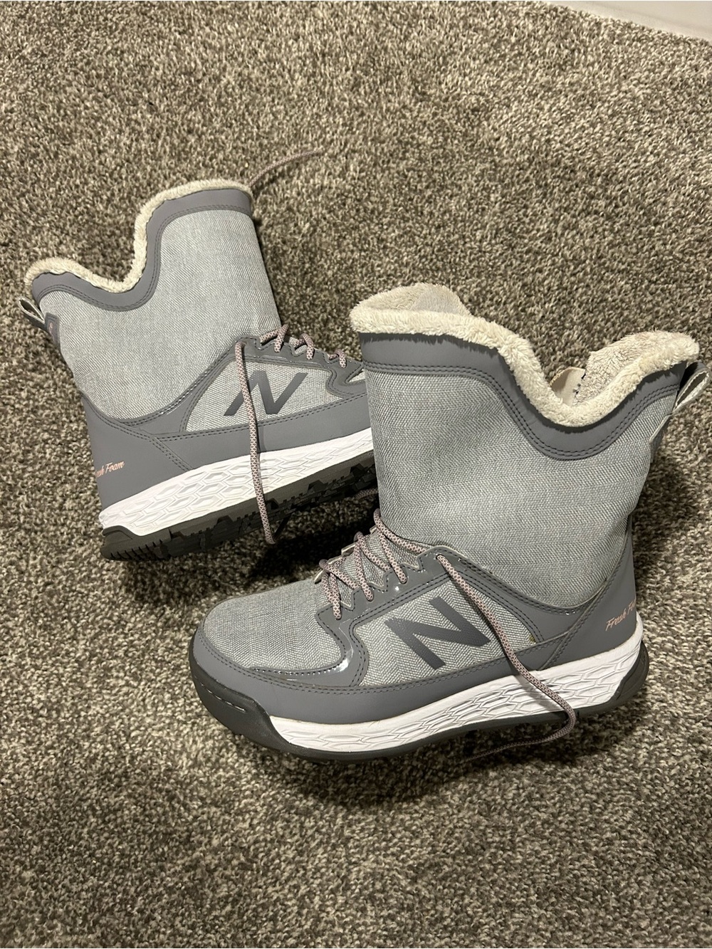 New Balance Light Gray Winter Lace-Up Boots with Sherpa Lining